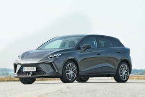 MG4 Electric (64 kWh)