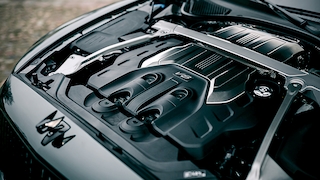 Bentley Flying Spur V8