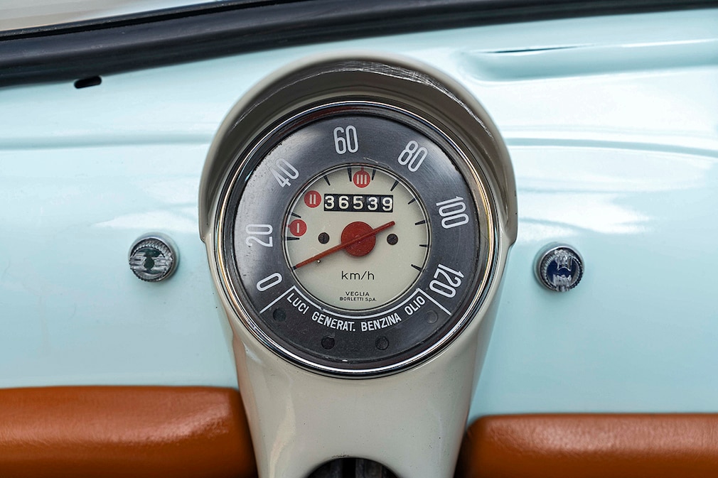 Fiat 500 Jolly Evocation Owned by Lando Norris 1972