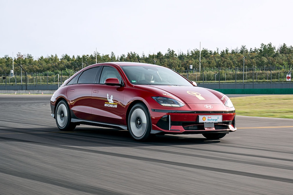 Hyundai Ioniq 6