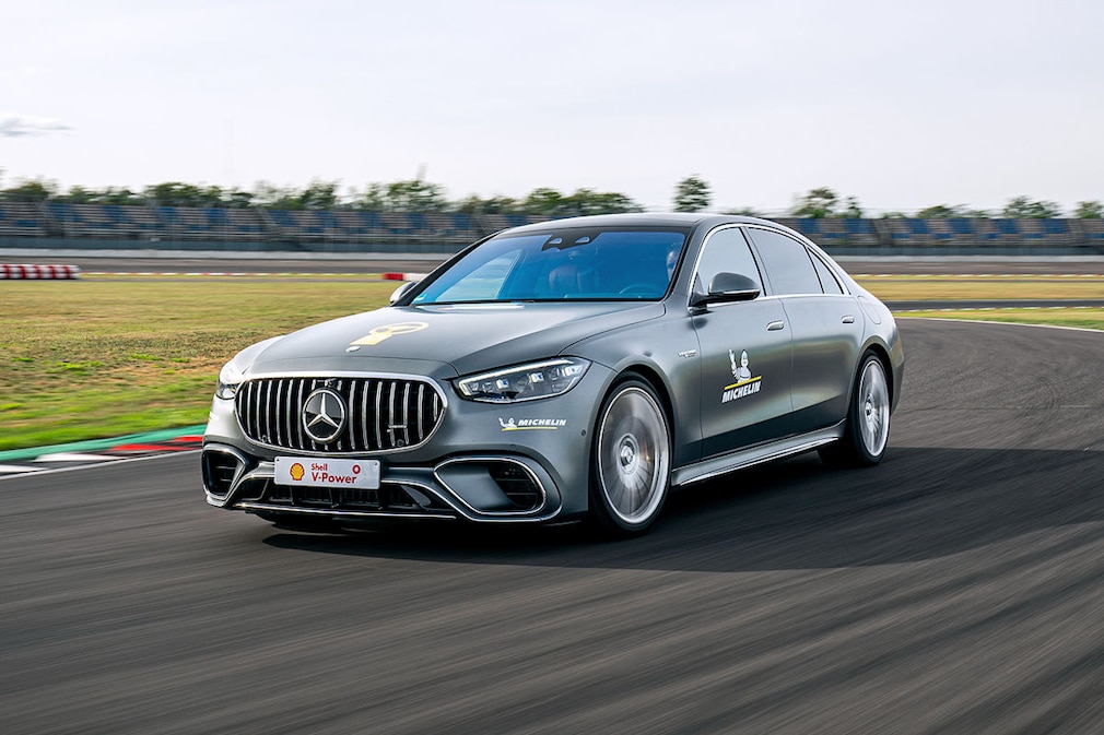 Mercedes-Benz AMG S 63