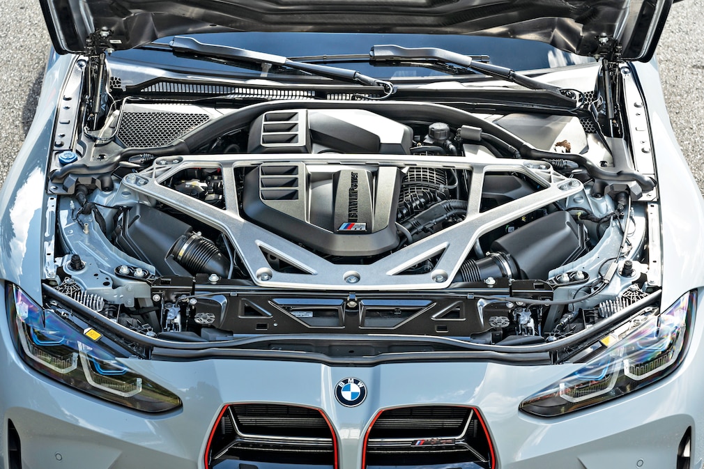 BMW M3 CS