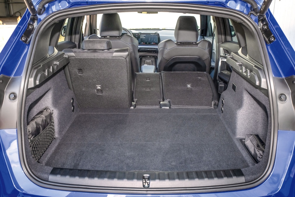 BMW iX1 (xDrive30)