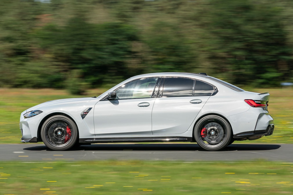 BMW M3 CS