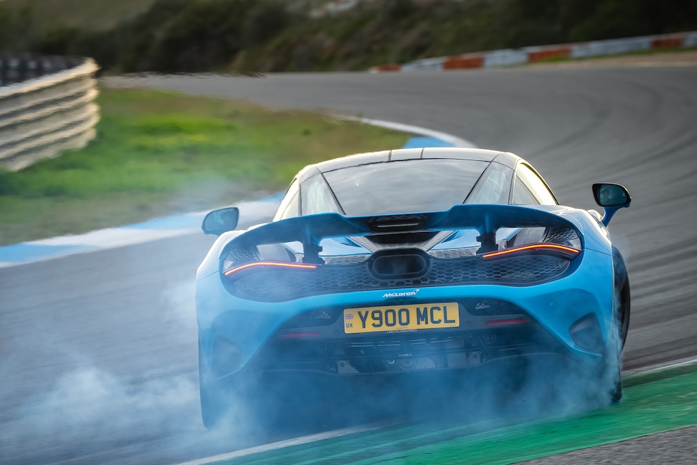 McLaren 750S