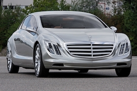 Hybrid-Forschungsauto Mercedes-Benz F 700
