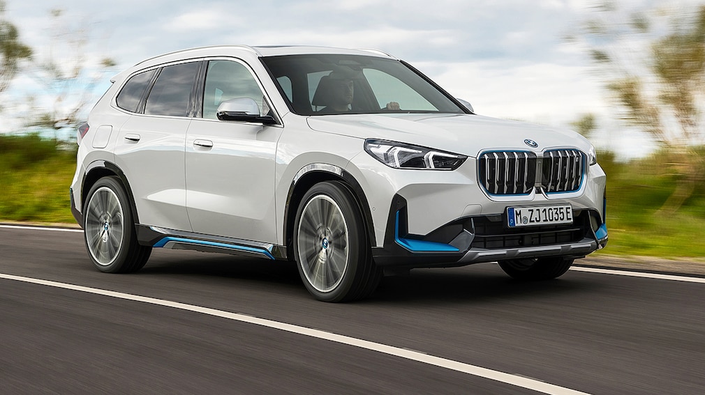 BMW iX1