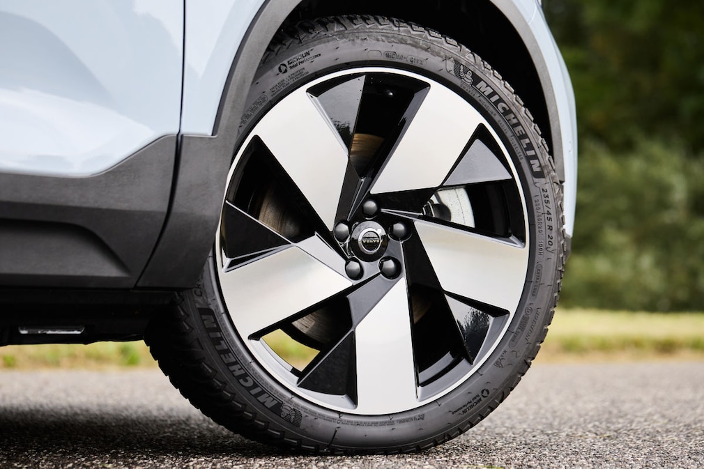 Volvo C40 Recharge Pure