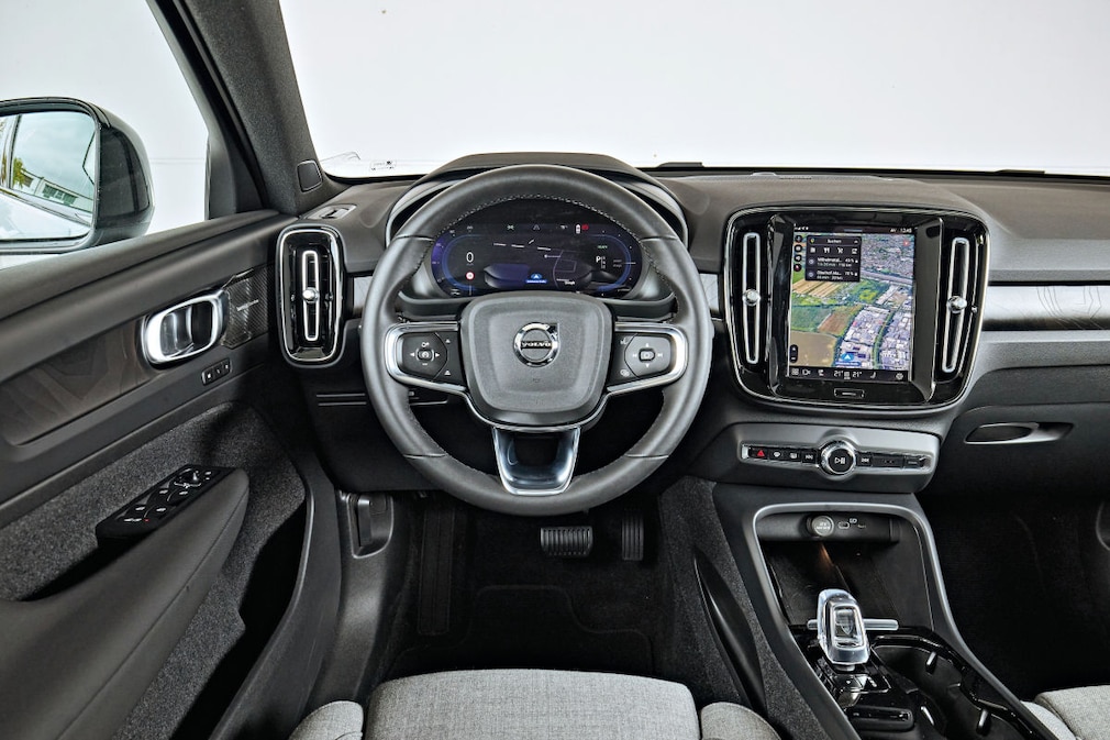 Volvo C40 Recharge Pure