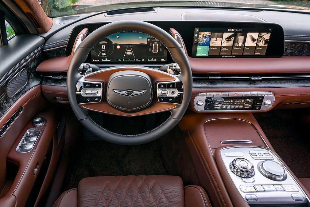 Genesis G90 LWB