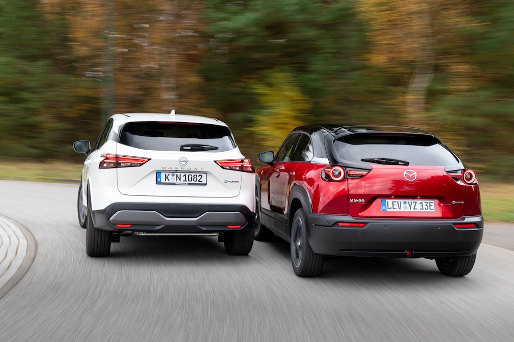 Mazda MX-30 und Nissan Qashqai