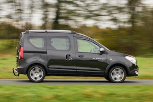 Dacia Dokker Stepway Plus TCe 130 (Baujahr 2020)