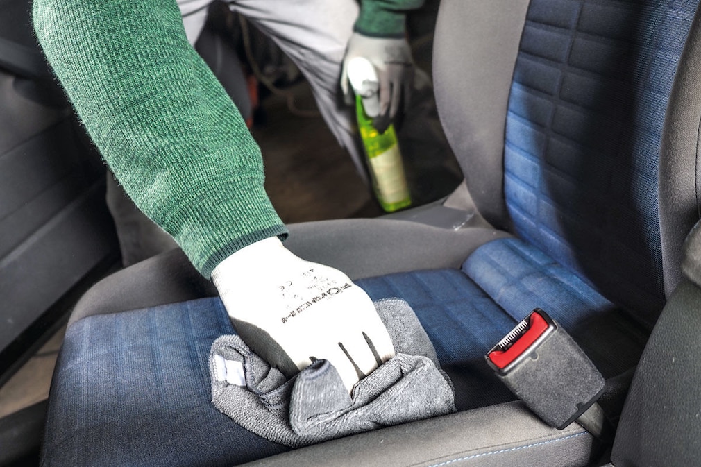 Tipps und Tricks für die Polsterreinigung