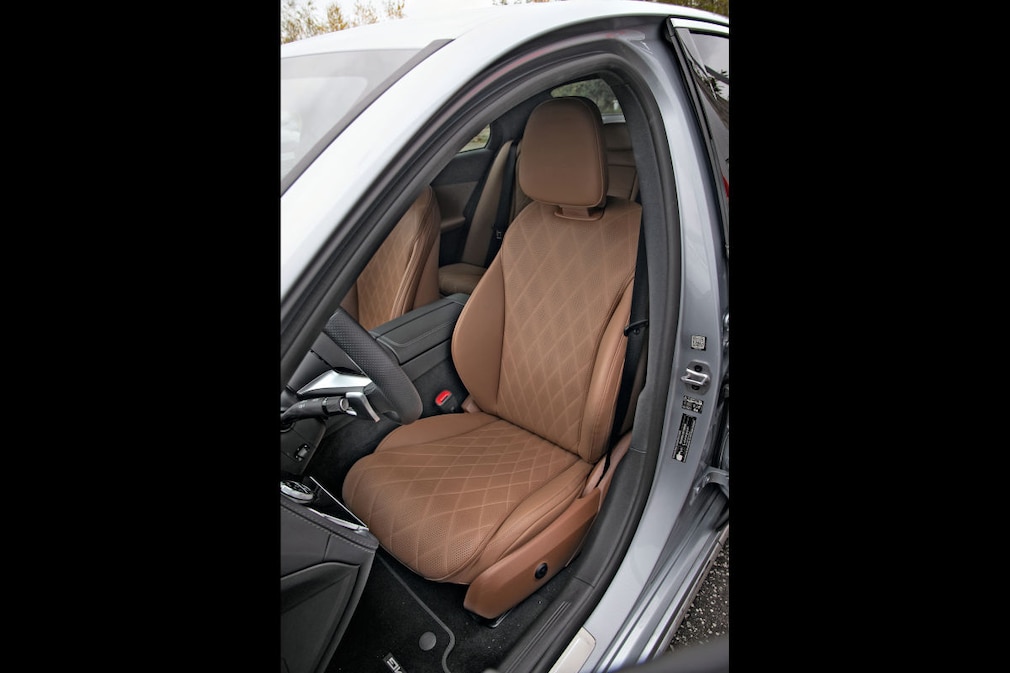 Mercedes E 220 d 4Matic