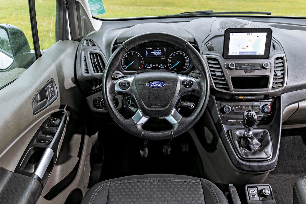 Ford Grand Tourneo Connect 1.5 EB Trend