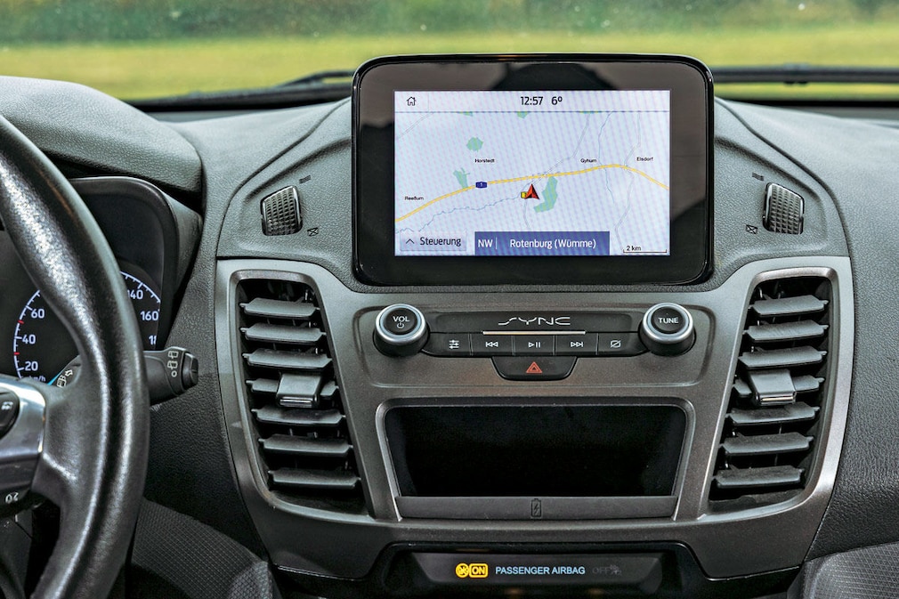 Ford Grand Tourneo Connect 1.5 EB Trend