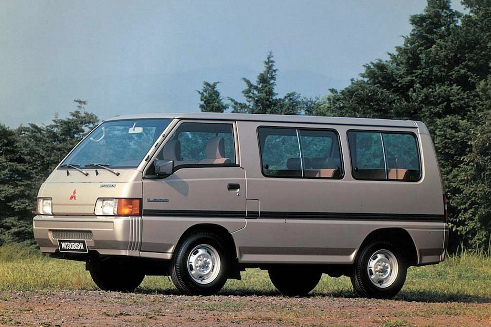 Mitsubishi L300