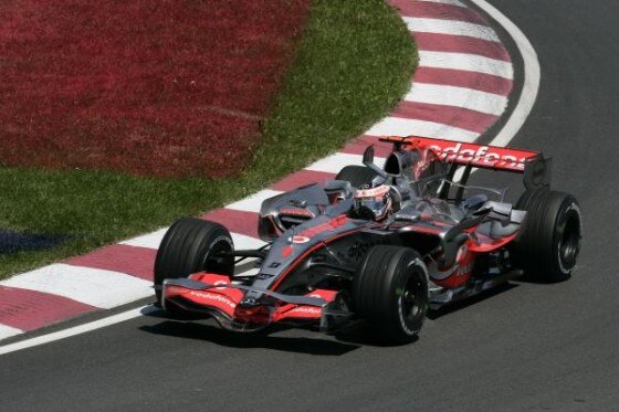 Lewis Hamilton im Silberpfeil. Hat er auch in Brasilien die Nase vorn?
