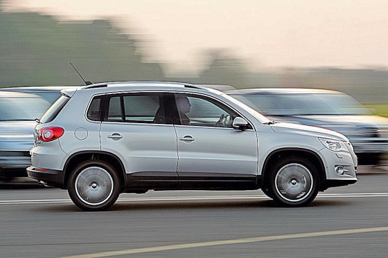 Die Verwandtschaft mit Golf Plus, Cross Golf und Touran kann der Tiguan nicht leugnen.