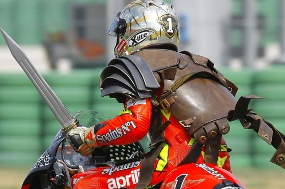 Motorrad-Weltmeister Jorge Lorenzo hat es mit Filmhelden: 2006 war es der "Gladiator".