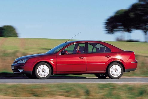Der passt für Familien: Der Mondeo ist 4,73 Meter lang und innen entsprechend geräumig.