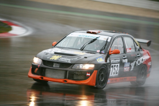 Mitsubishi Evo 9 Rundstrecke
