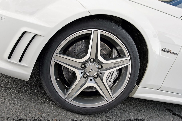 Mercedes-Benz C 63 AMG