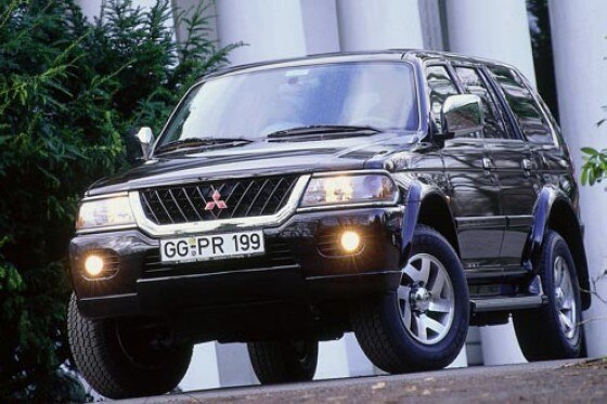 Mitsubishi Pajero Sport V6 GLS Mitsubishi Pajero Sport V6 GLS
