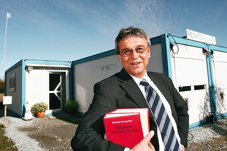 Reportage Rast und Recht