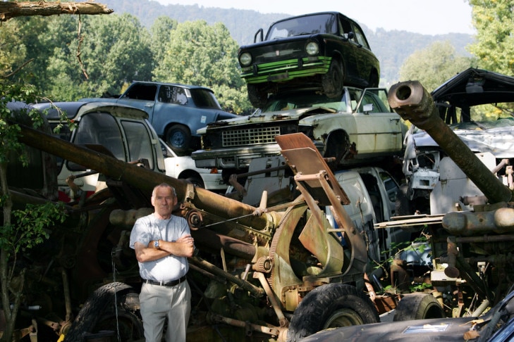 Autofriedhof Schrottplatz Kaufdorf Schweiz