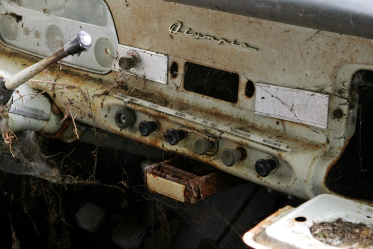 Autofriedhof Schrottplatz Kaufdorf Schweiz