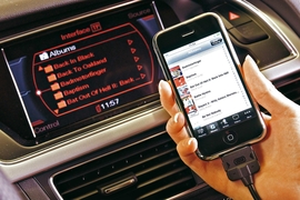 Iphone von Apple im Audi