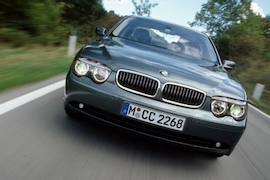 BMW 745i