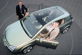 Studie Opel Signum2