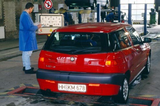 Alfa Romeo 145 (1994-2000) Alfa Romeo 145 (1994-2000)