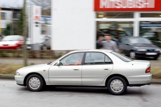 Mitsubishi Galant (1993-1996)