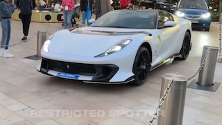 Ferrari 812 Competizione A