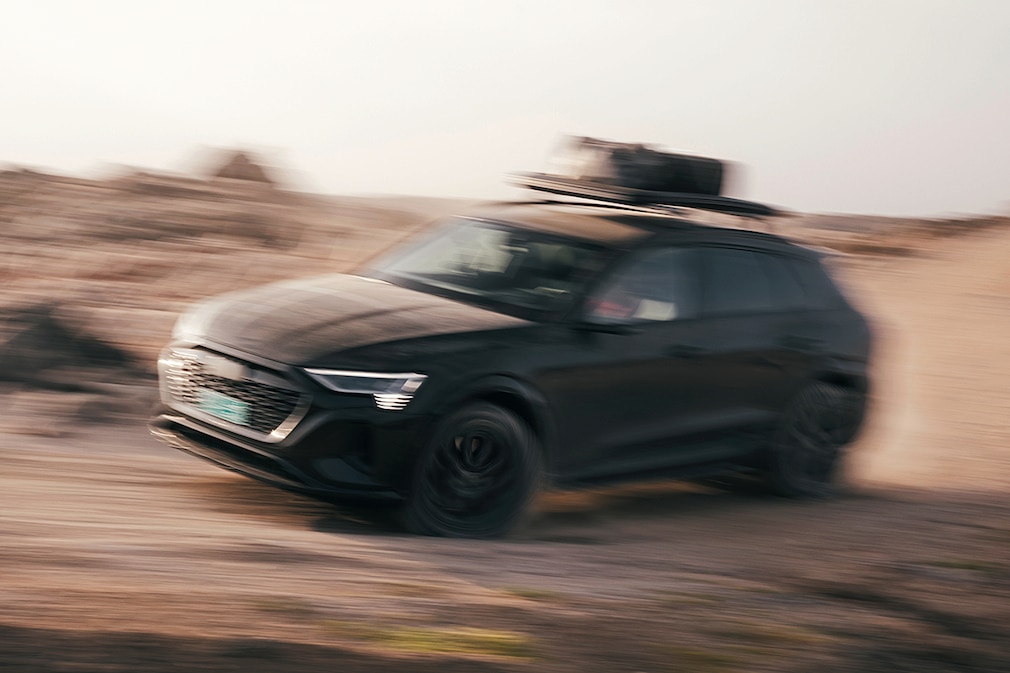 Audi Q8 e-tron Dakar edition