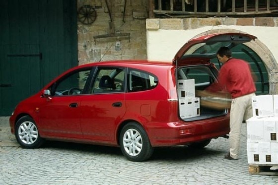 Honda Stream 1.7 ES