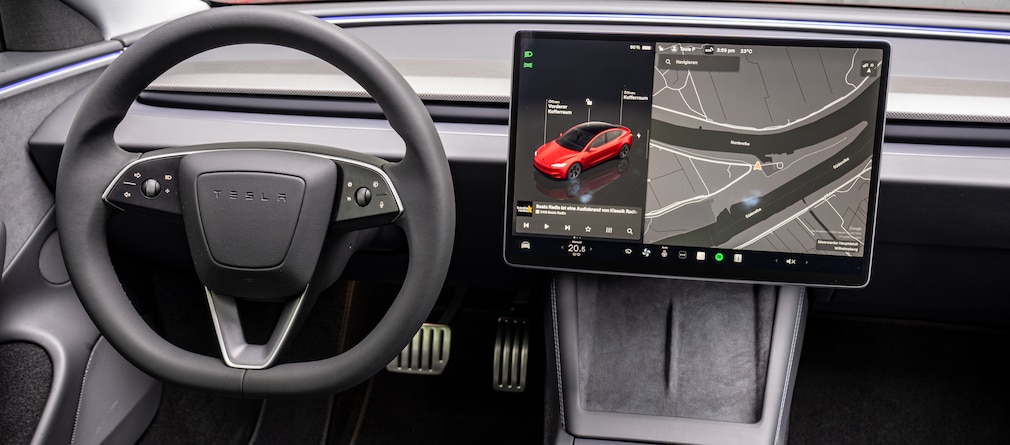 Tesla Model 3 Performance