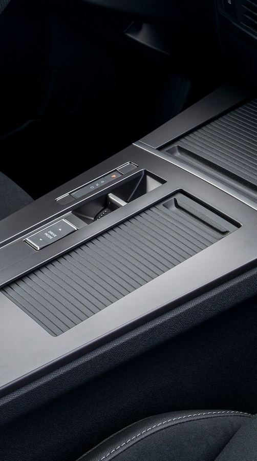 Opel Astra Facelift Mittelkonsole