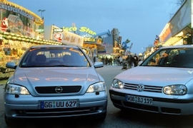 Opel Astra 2.0 DTI 16V gegen VW Golf 1.9 TDI
