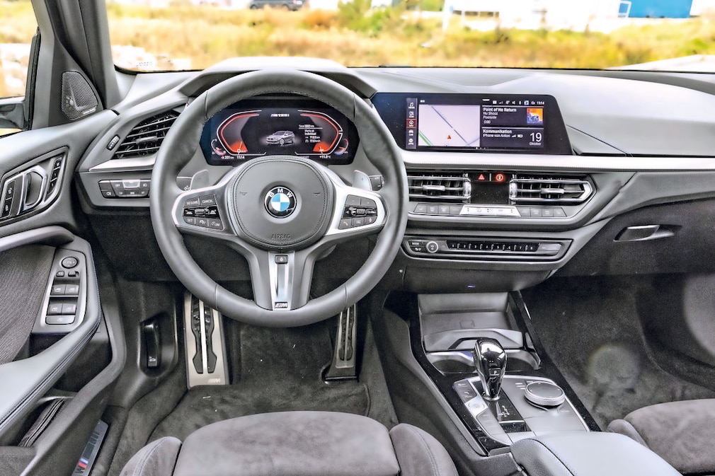BMW M135i xDrive