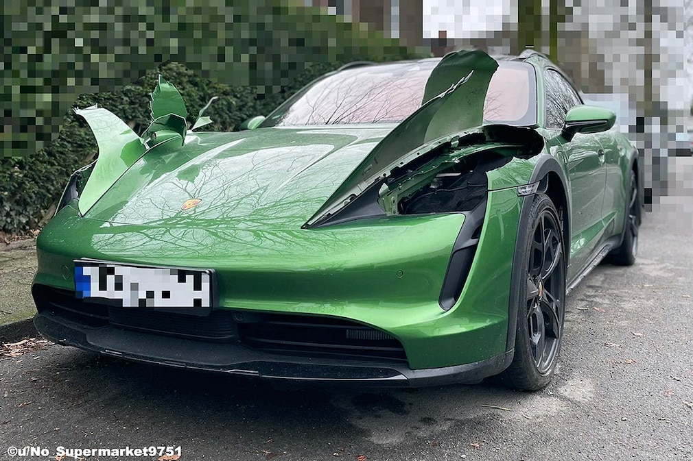 Porsche Taycan Cross Turismo