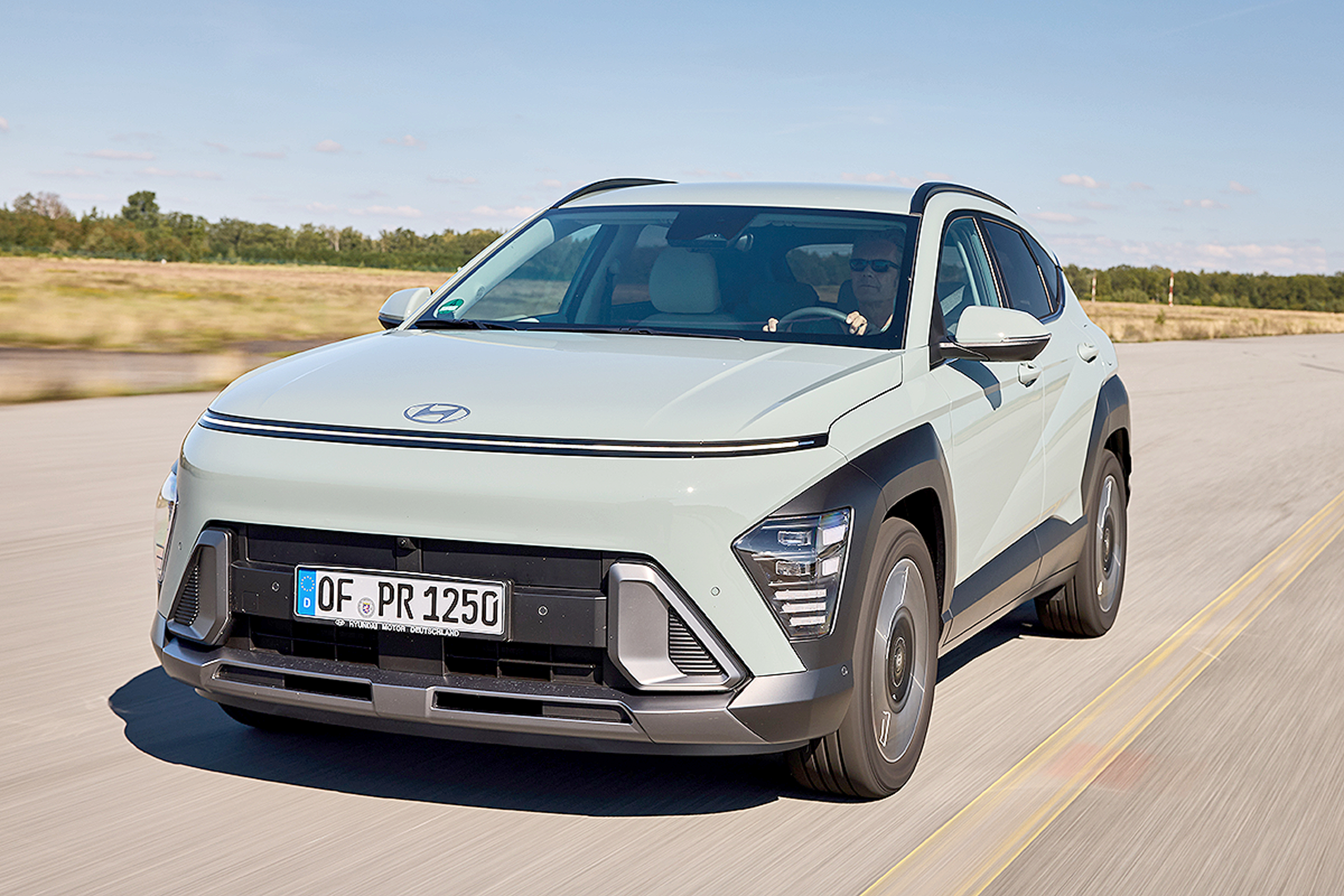 Hyundai kona plugin hybrid discount
