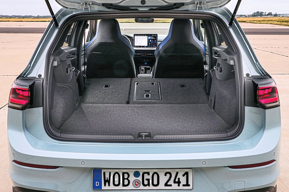 VW Golf 8 GTE Facelift