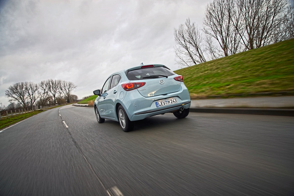 Mazda2