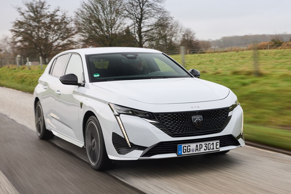 Peugeot E-308 156