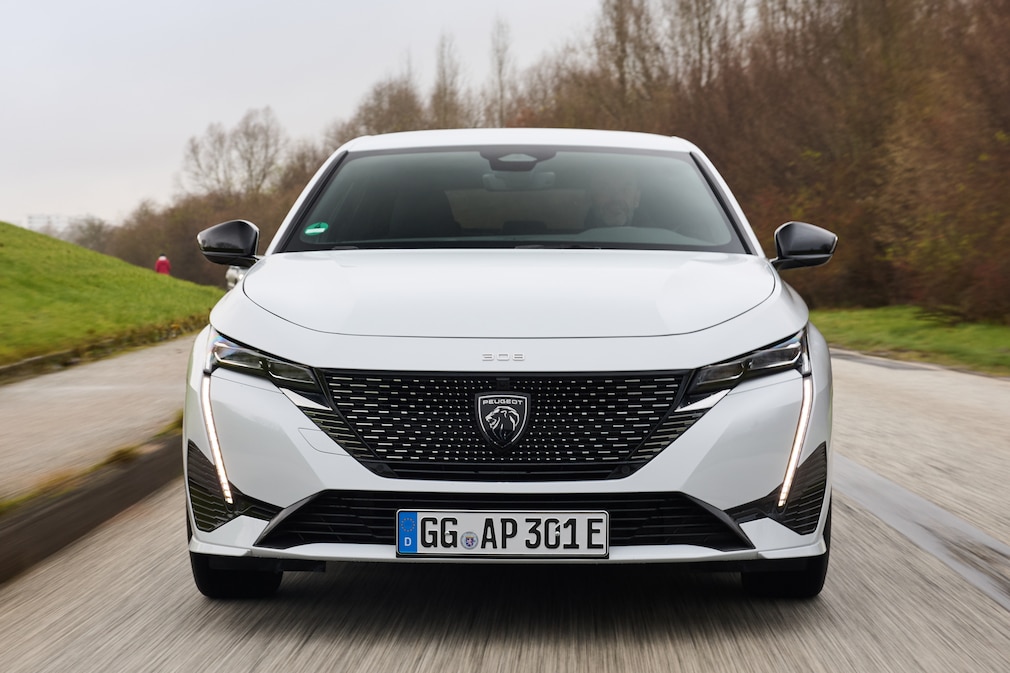 Peugeot E-308 156