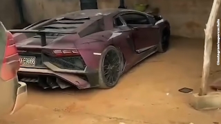 Lamborghini Aventador SV